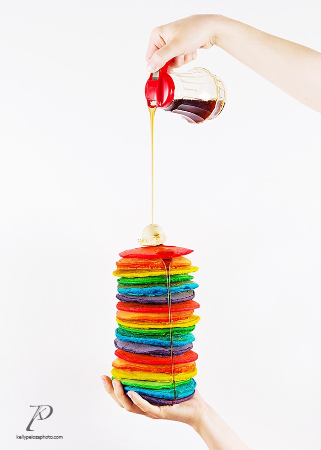 web-rainbow-pancakes