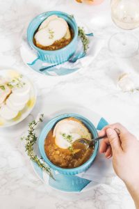 vegan-onion-soup-recipe_1200x800